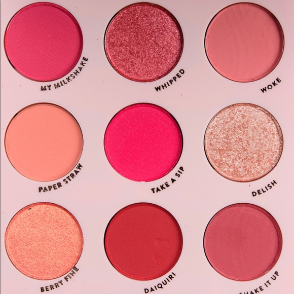 $7 Strawberry shake eyeshadow palette by Colourpop $7 if bundled - Picture 4 of 5